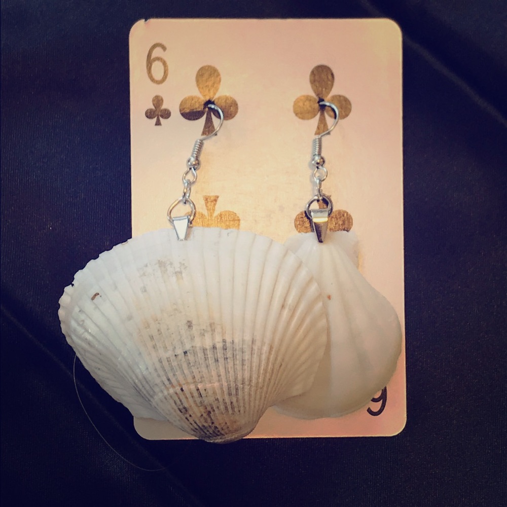✨Authentic Sea Shell Earrings✨